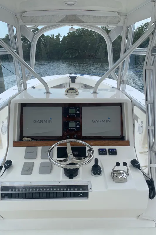 2009 SeaVee 390i IPS