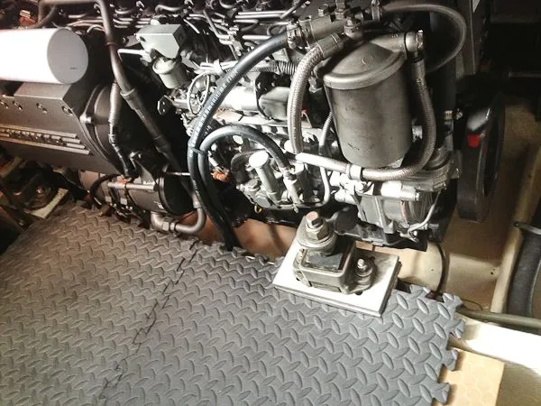 2004 Luhrs Convertible