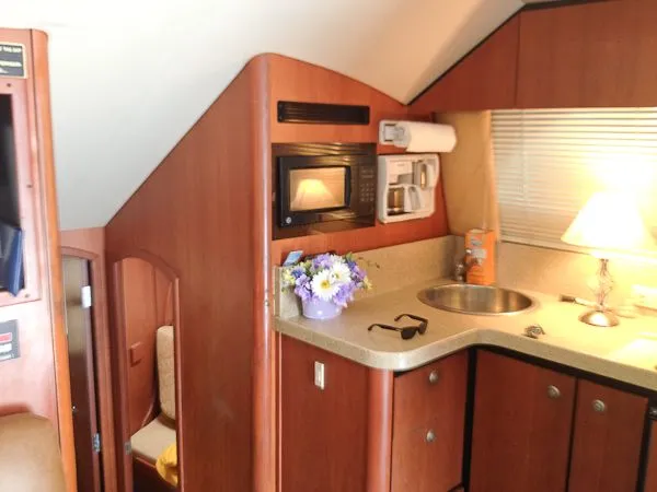 2004 Luhrs Convertible
