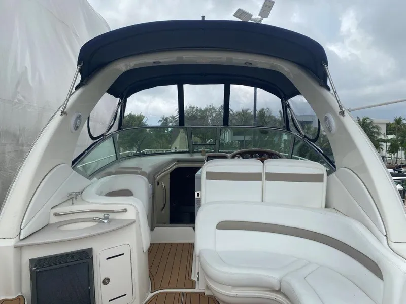 2005 Sea Ray Sundancer 320