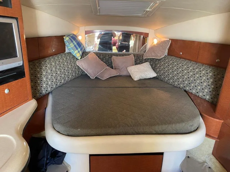 2005 Sea Ray Sundancer 320