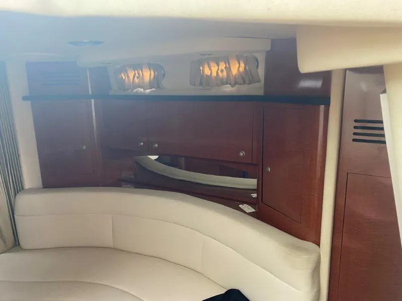 2005 Sea Ray Sundancer 320