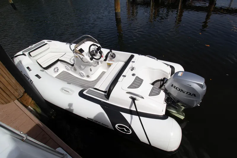 2022 Sunseeker MANHATTAN