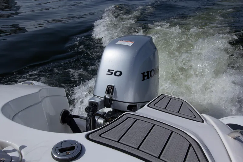 2022 Sunseeker MANHATTAN