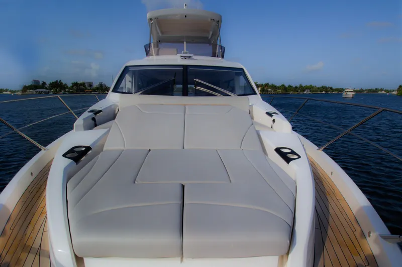 2022 Sunseeker MANHATTAN