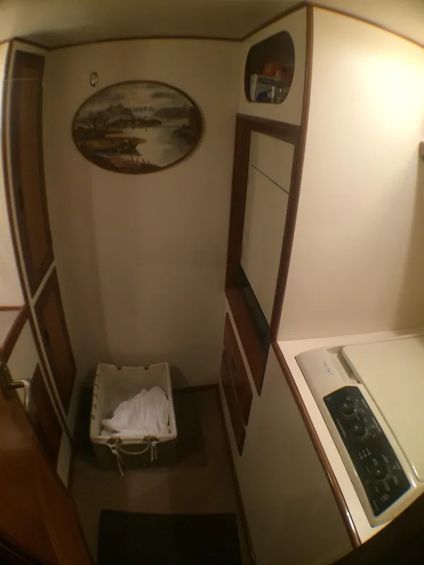 2000 Ocean Alexander 63' Pilothouse