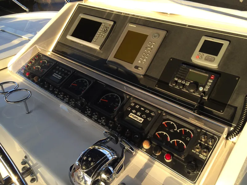 2000 Ocean Alexander 63' Pilothouse