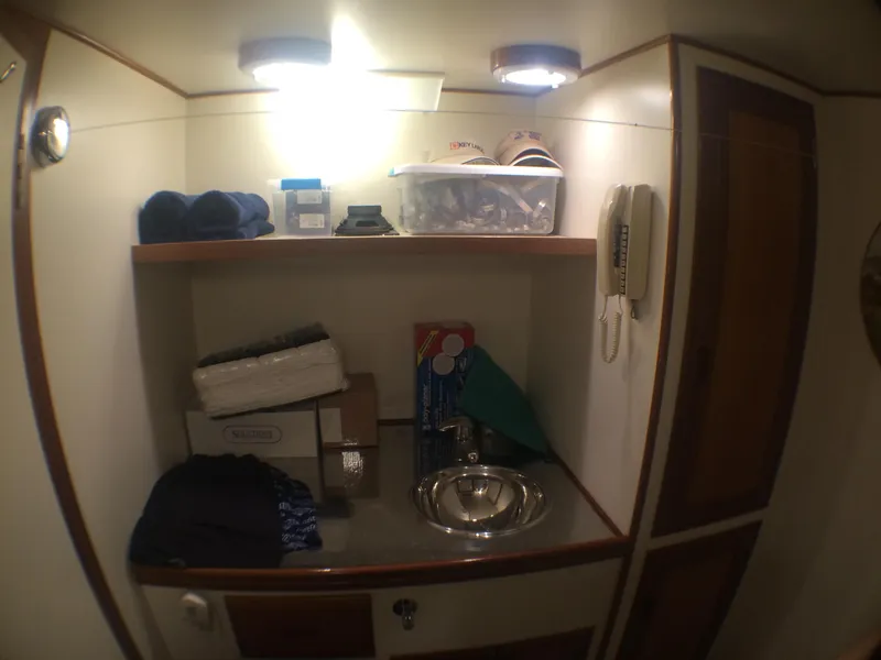 2000 Ocean Alexander 63' Pilothouse