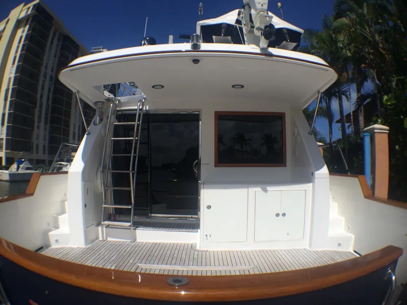 2000 Ocean Alexander 63' Pilothouse