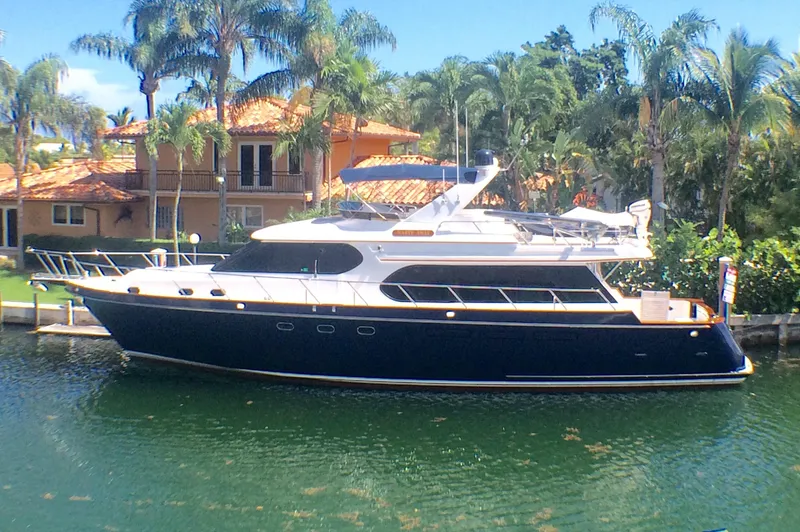 2000 Ocean Alexander 63' Pilothouse