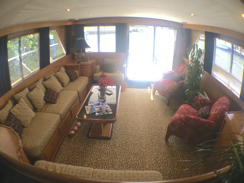 2000 Ocean Alexander 63' Pilothouse