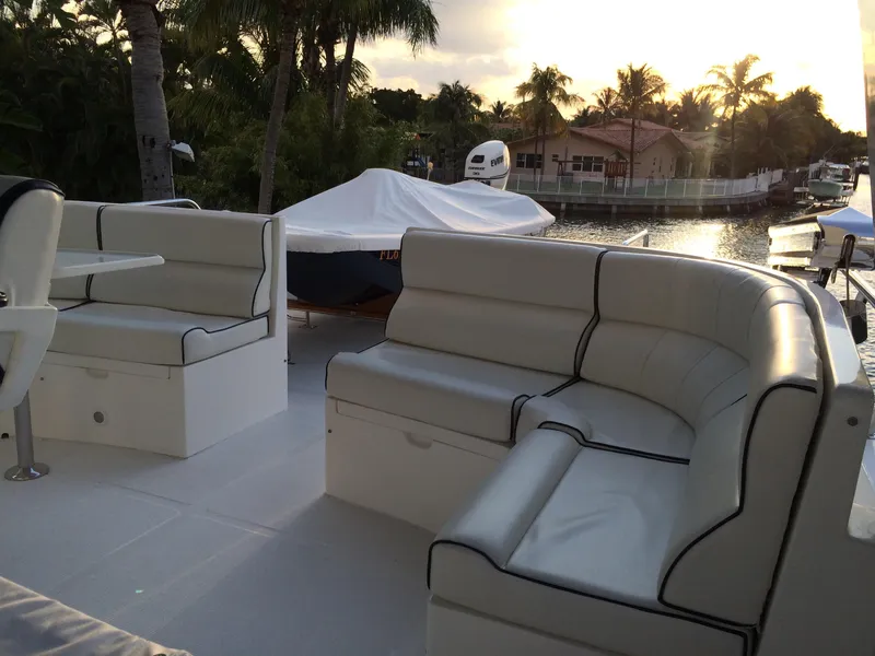 2000 Ocean Alexander 63' Pilothouse