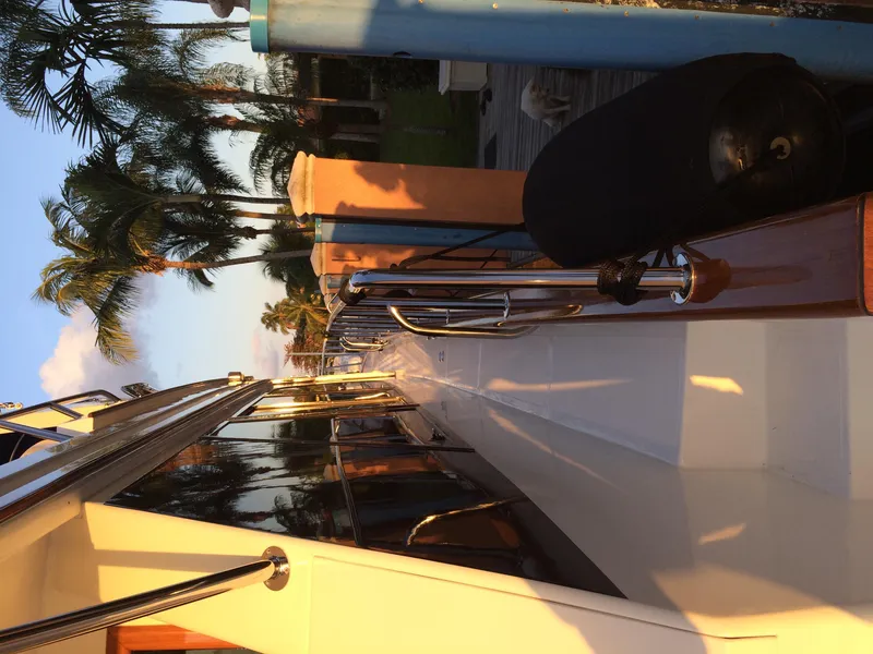 2000 Ocean Alexander 63' Pilothouse