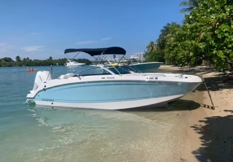 2019 Four Winns HD220