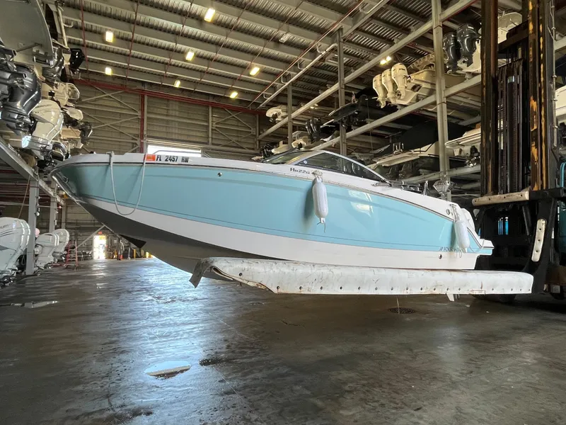 2019 Four Winns HD220