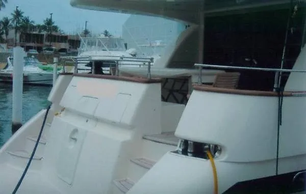 1996 Azimut Ultra