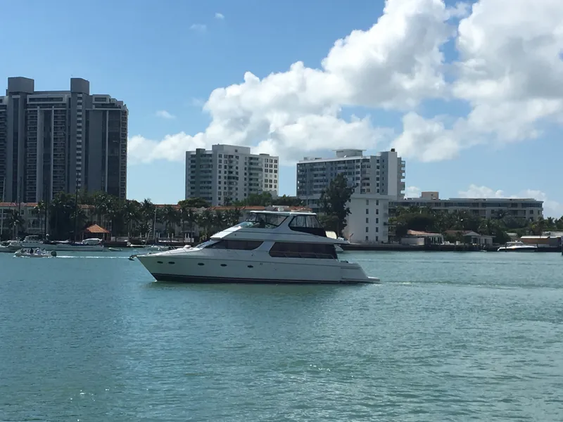 2003 Carver Voyager