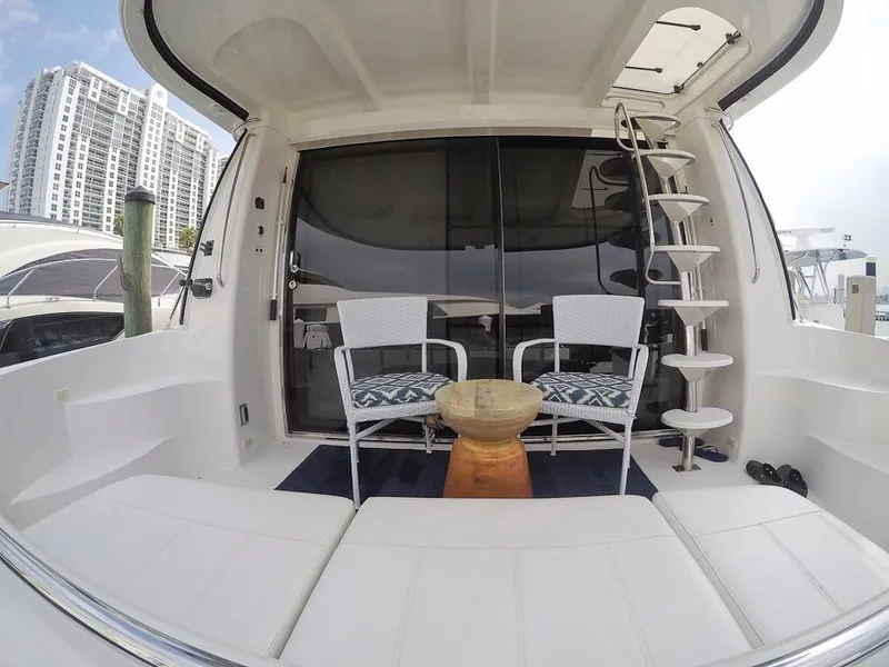 2003 Carver Voyager