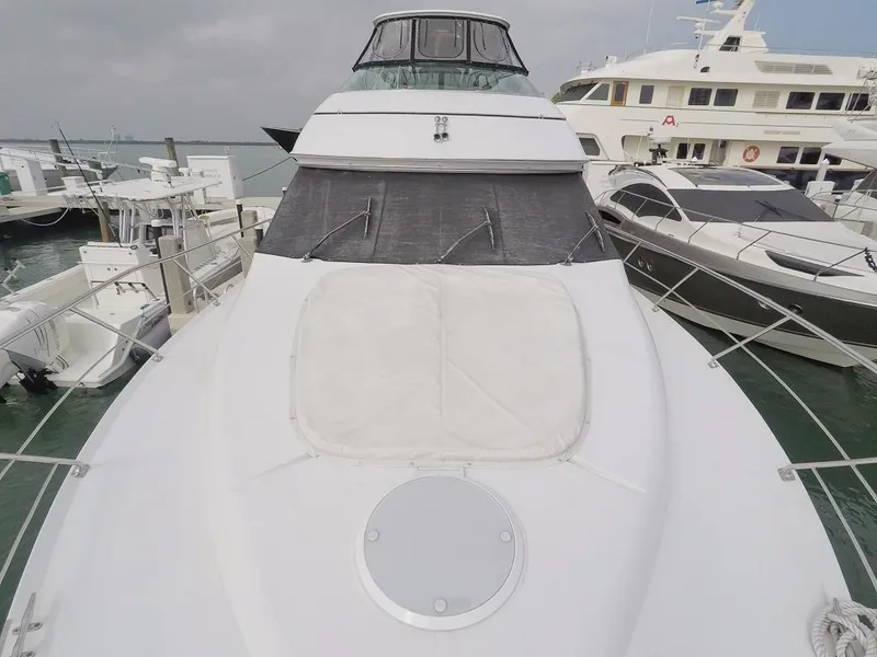 2003 Carver Voyager