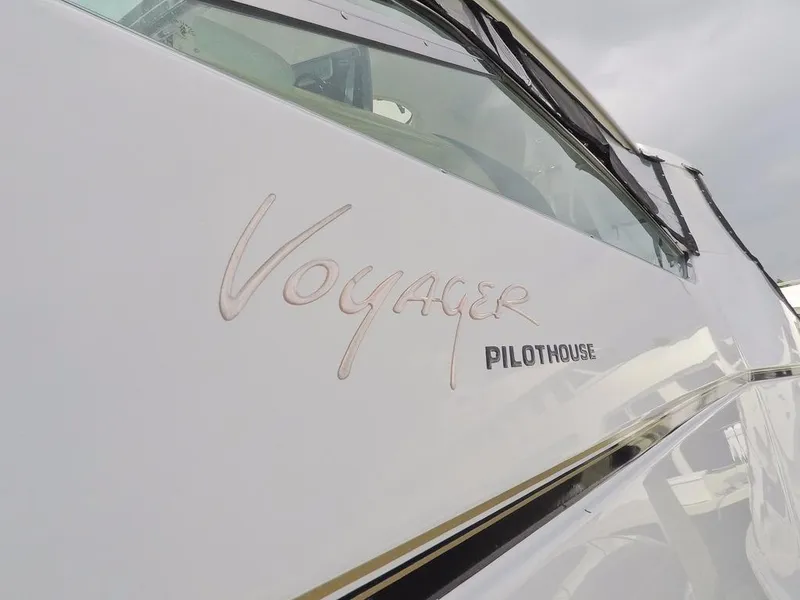 2003 Carver Voyager