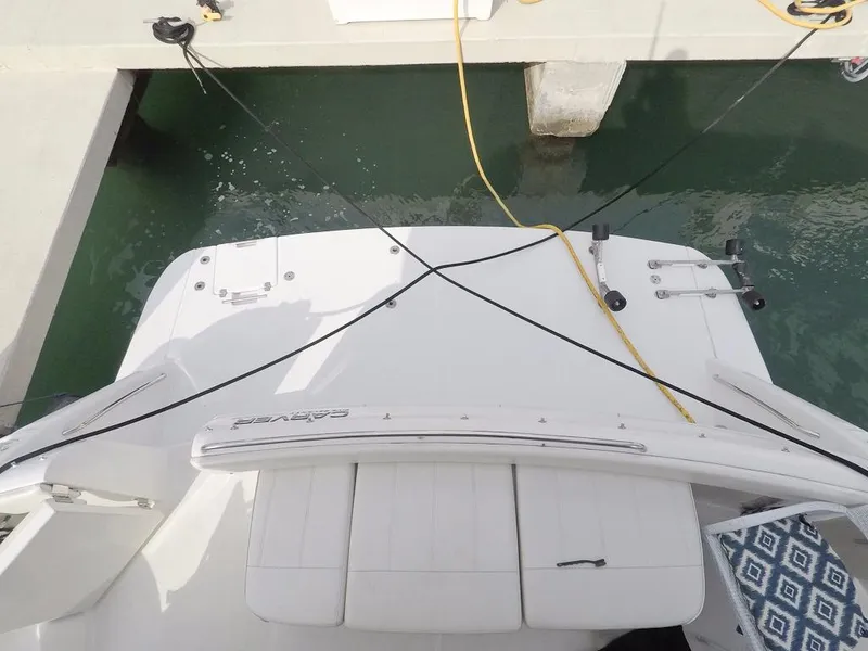 2003 Carver Voyager