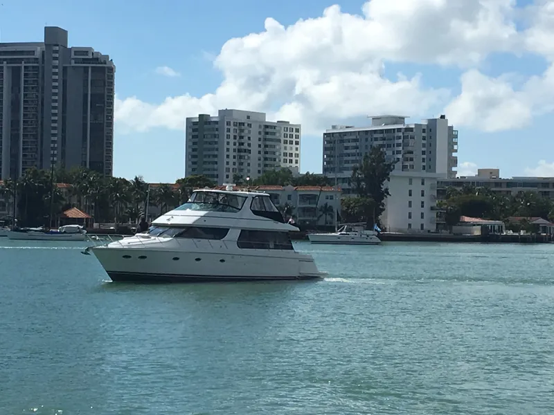 2003 Carver Voyager