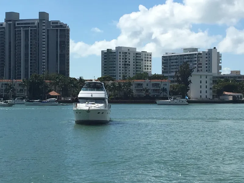 2003 Carver Voyager