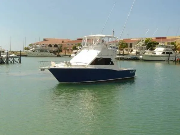 2003 Cabo Flybridge Convertible