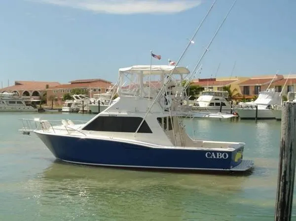 2003 Cabo Flybridge Convertible