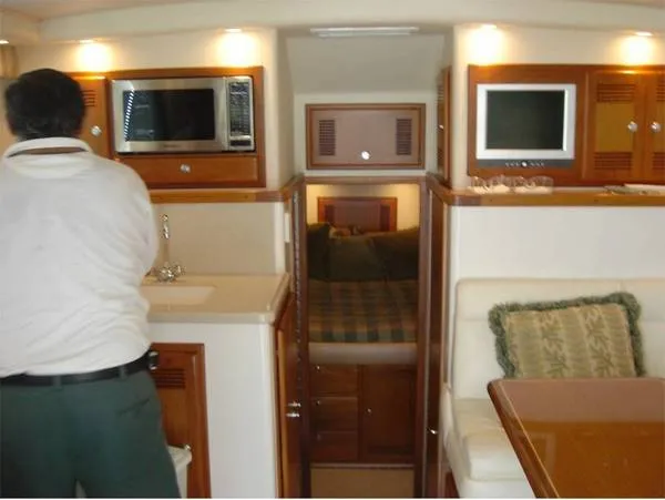 2003 Cabo Flybridge Convertible