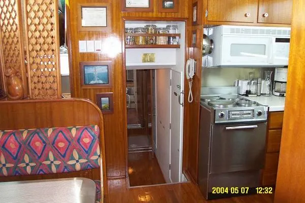 1966 Hatteras Motor Yacht