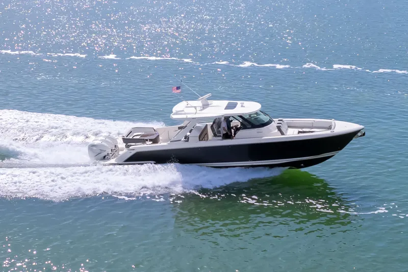 2021 Tiara Sport LS