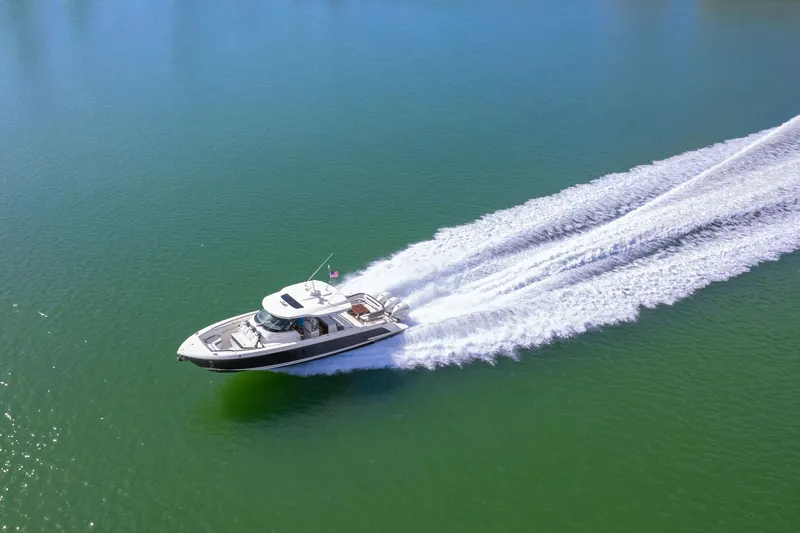 2021 Tiara Sport LS