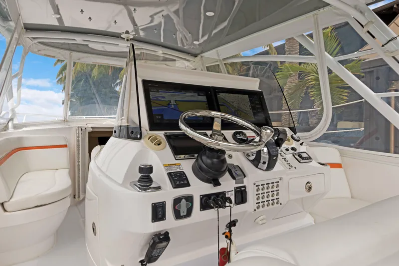 2016 Intrepid 400 Cuddy