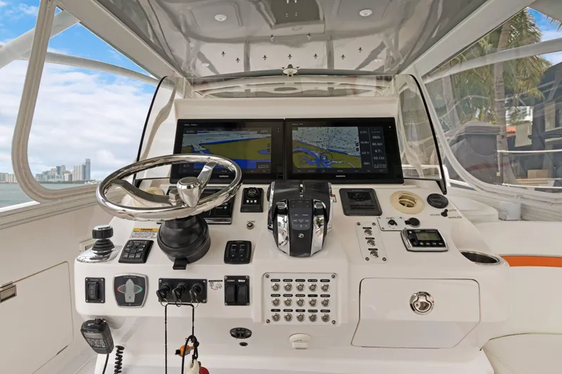 2016 Intrepid 400 Cuddy