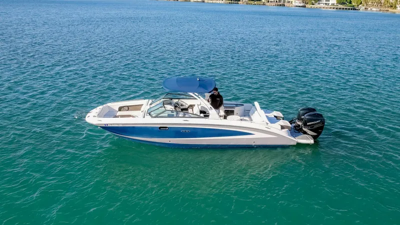 2017 Sea Ray SDX 290 Outboard