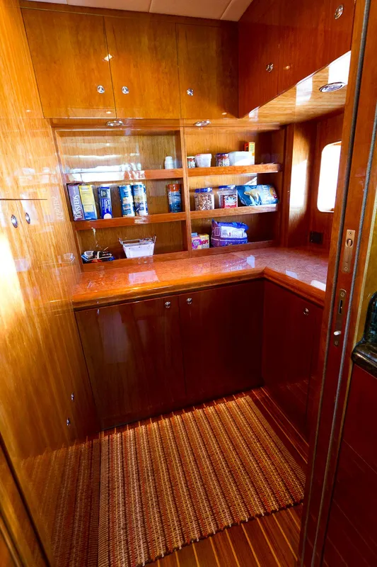 2007 Horizon Raised Pilothouse