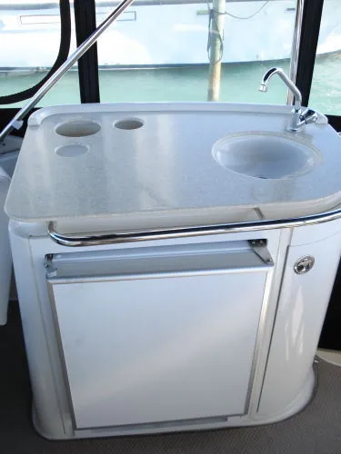 2004 Carver 420 Mariner