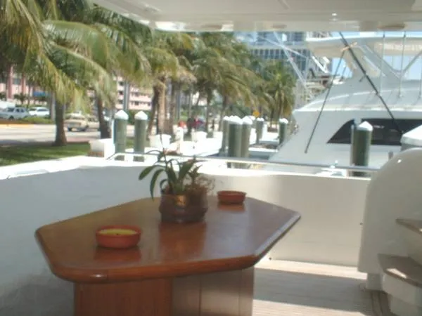 1999 FERRETTI U.S. SPEC Motor Yacht