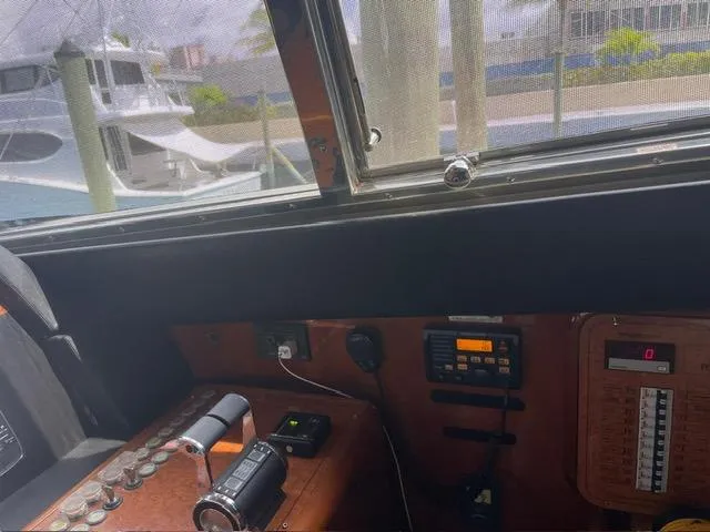 2003 Ferretti Yachts 810 RPH