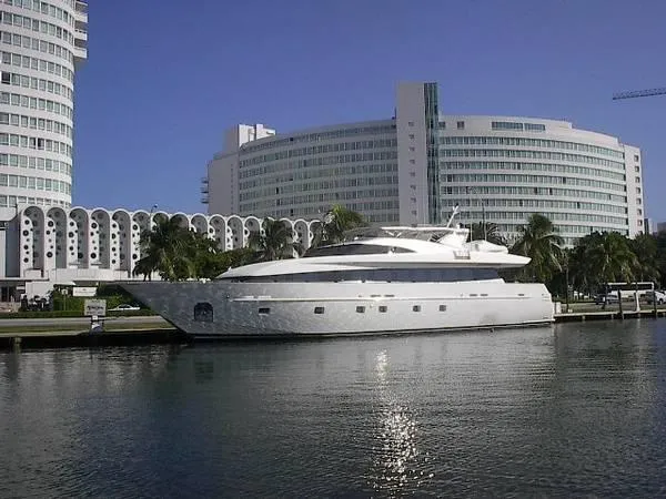 1999 Baglietto/Trident Motor Yacht