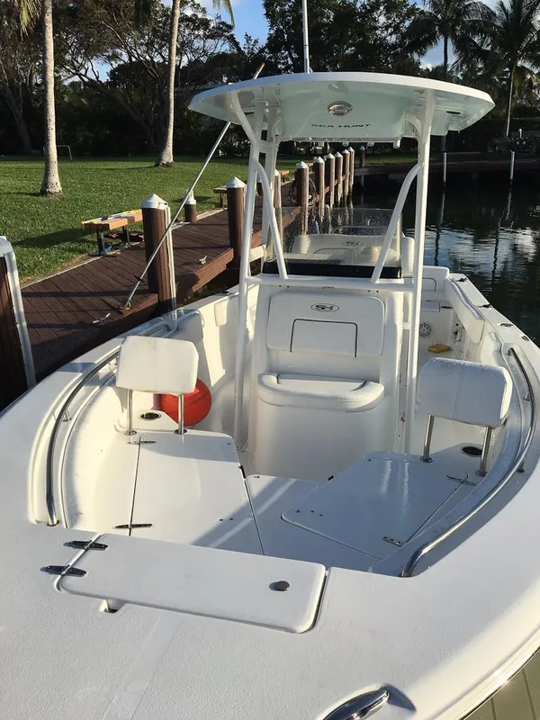 2014 Sea Hunt <b>ULTRA 234</b>