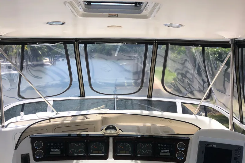 2000 Sea Ray 480 Sedan Bridge