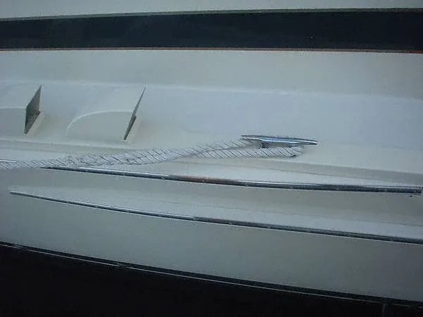 2000 Bertram 54
