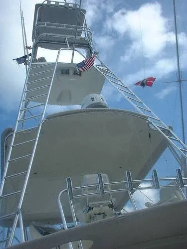 2000 Bertram 54