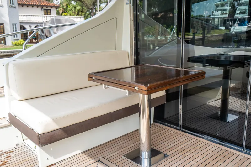 2005 Azimut Sport