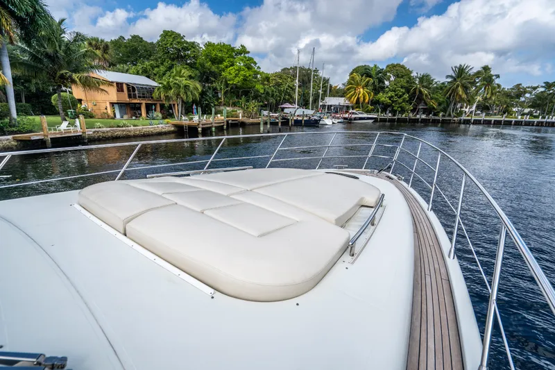 2005 Azimut Sport