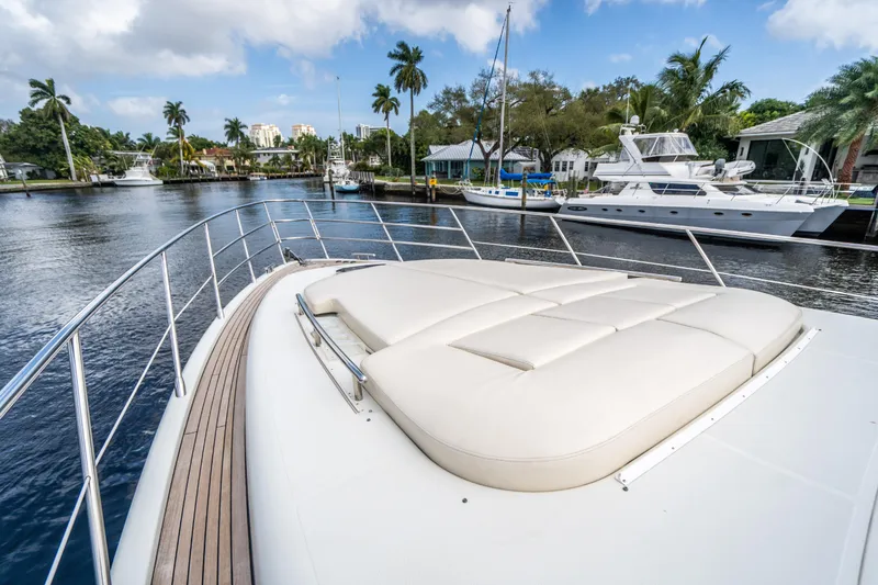 2005 Azimut Sport