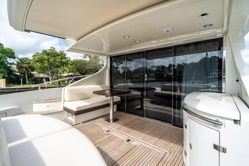 2005 Azimut Sport