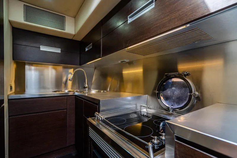 2005 Azimut Sport